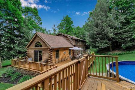 34 Cherrywood, Holland, NY 14080, USA