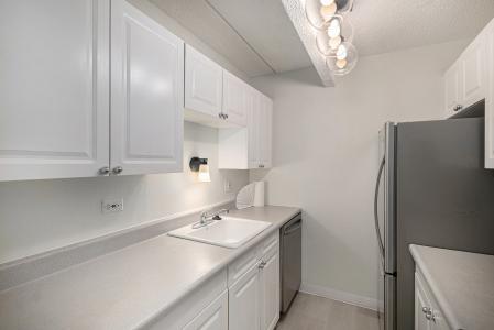 8060 E Girard Avenue #217, Denver, Colorado 80231, USA
