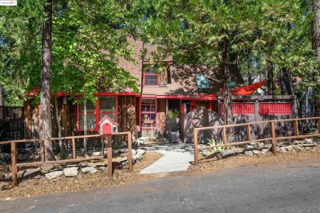 22846 Fuller Rd, Twain Harte, Californie 95383, États-Unis