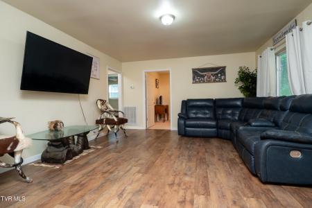 3086 Old State Route 34, Caliza, Tennessee 37681, Estados Unidos