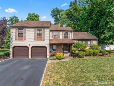 5 Pine Ridge Drive, Edison, NJ 08820, USA