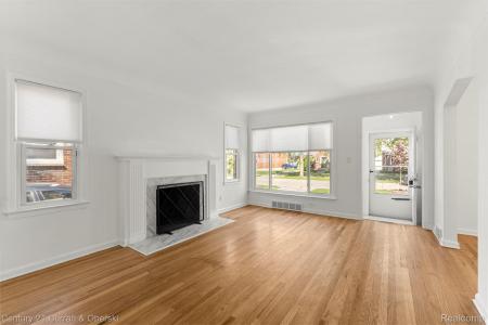 2213 N Waverly Street, Dearborn, Michigan 48128, USA