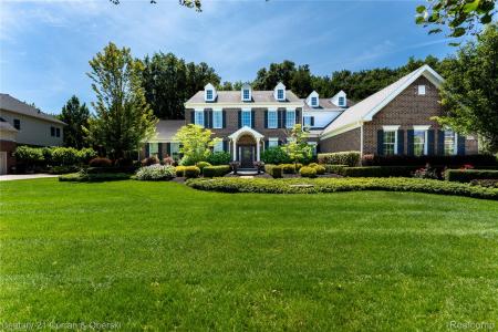 50693 Chesapeake Drive, Novi, Michigan 48374, USA