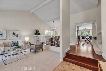 4 E Trenton, Irvine, Kalifornien 92620, USA