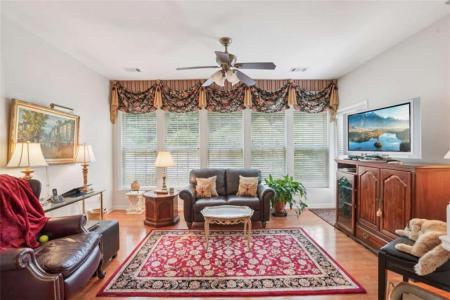 5040 Duke Drive, Cumming, Geórgia 30040, Estados Unidos