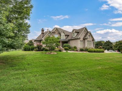 2858 Carriage Way, Clarksville, Tennessee 37043, USA