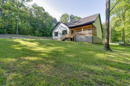 505 Tanya Drive, Whitwell, Tennessee 37397, USA