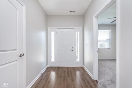 1614 Capra Court, Beech Grove, אינדיאנה 46107, ארצות הברית של אמריקה
