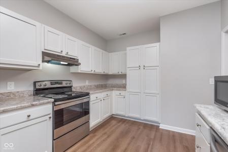 1614 Capra Court, Beech Grove, אינדיאנה 46107, ארצות הברית של אמריקה
