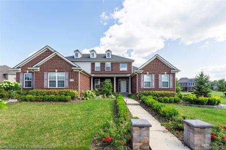 6776 Portsman Court, Canton, Michigan 48187, USA