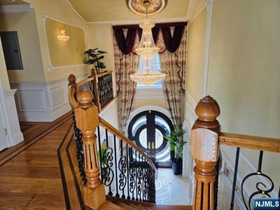 187 Hebberd Avenue, Paramus, New Jersey 07652
