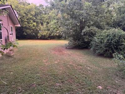 402 S Ash, Sallisaw, Oklahoma 74955, USA