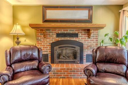 20303 Oakway Drive, Lebanon, Missouri 65536, USA
