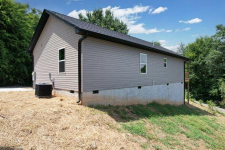 640 11th Street SE, Cleveland, Tennessee 37311