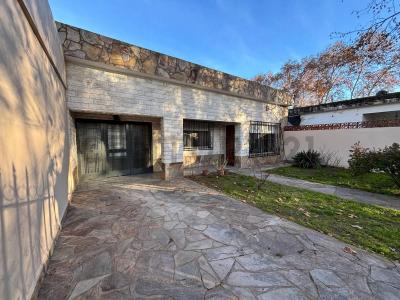 Arenales 277, Granadero Baigorria, Santa Fe 2152, Argentina