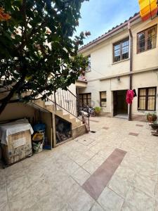 arenales 123, Sucre, Chuquisaca 00001, Bolivia