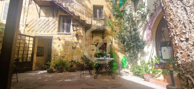 Gozo - Victoria, Malta
