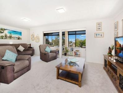 6 Roberts Street, Golden Beach, QLD 4551, オーストラリア