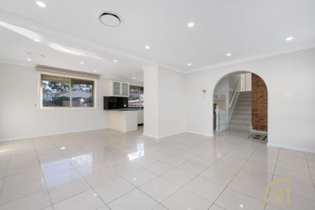 30 Garment Street, Prairiewood, NSW 2176, 澳大利亚