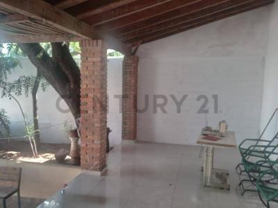 Honduras  casi Ecuador 4854, Villa Elisa, Central 00001, パラグアイ