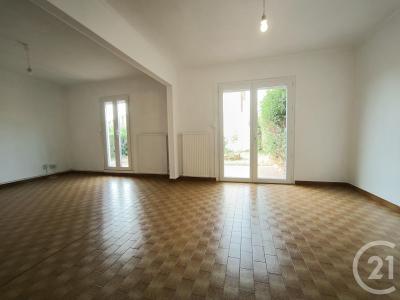 Nimes, Languedoc-Roussillon 30000, Pháp