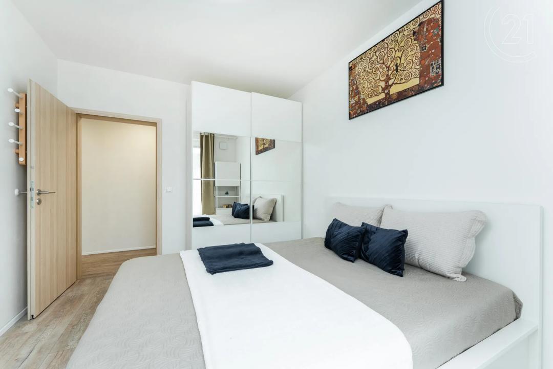 19, Plzeňská, Praha, Území Hlavního Města Prahy 15000, Czech Republic