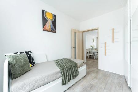 19, Plzeňská, Praha, Území Hlavního Města Prahy 15000, Czech Republic