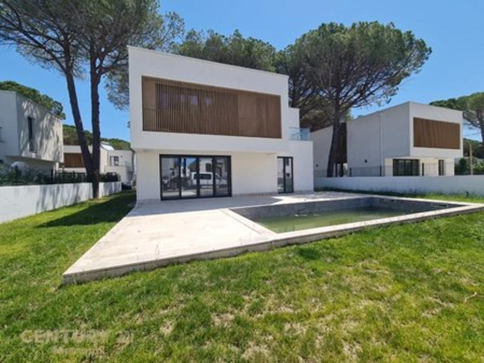 Gjiri I Lalzit, Durrës, Albania