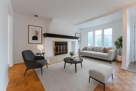 1675  Crois. Tourangeau, Brossard, Quebec J4W 2H8, Canada