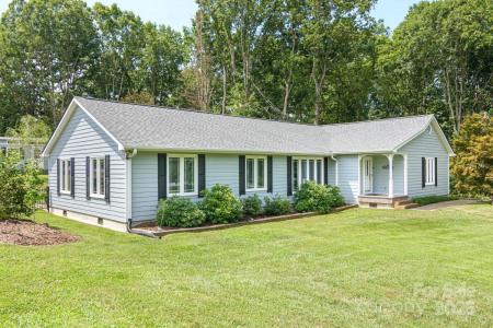 231 Kimberly Ann Drive, Hendersonville, Caroline Du Nord 28792, États-Unis