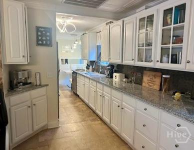247 Stonebridge Dr, Savannah, Georgia 31410