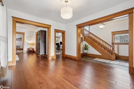 1411 N 7th Street, Burlington, Iowa 52601