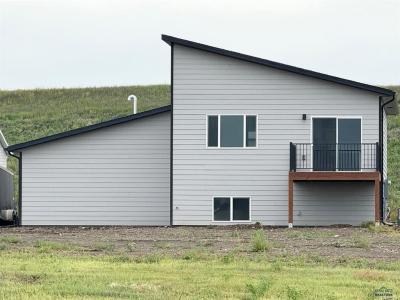 901 Bennington Drive, Box Elder, SD 57719, USA