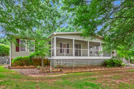 100 Ridgecrest Drive, King, NC 27021, USA