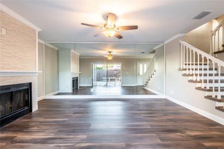 15239 W Pond Woods Drive #402, Tampa, Florida 33618