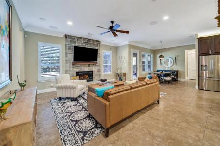 15614 Lake Iris Drive, Houston, Teksas 77070, Amerika Birleşik Devletleri