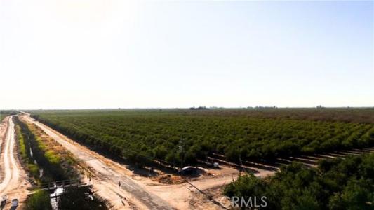 Rd 18 & Ave 16, Madera, Califórnia 93637, Estados Unidos