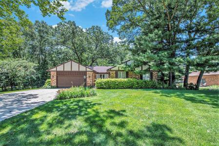 55045 Cobus Lane, Elkhart, Indiana 46514