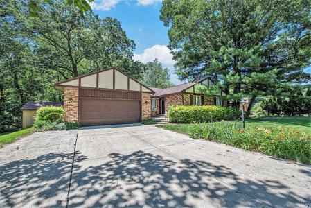 55045 Cobus Lane, Elkhart, Indiana 46514