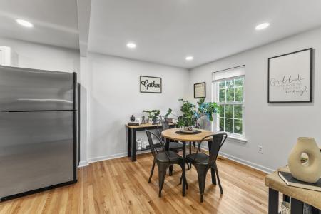 6 Crosswall ct, Nottingham, Maryland 21136