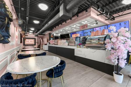 22737 Michigan Ave, Dearborn, Michigan 48124, États-Unis