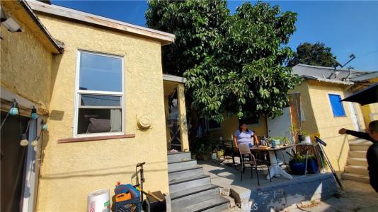 1713 S Berendo Street, Los Angeles, California 90006, HOA KỲ