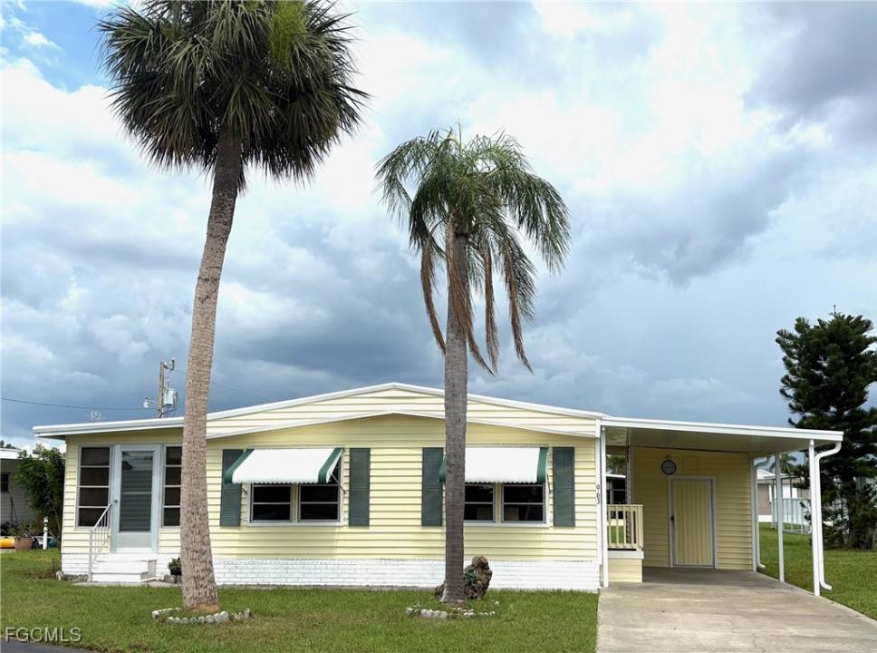 963 Idle Way Drive, North Fort Myers, Florida 33917