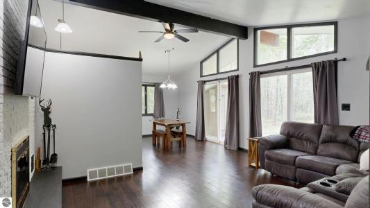 1207 Queens Way, Lake Isabella, Michigan 48893