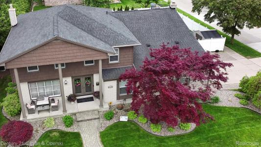 26155 Timber Trail, Dearborn Heights, Michigan 48127, Estados Unidos