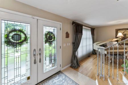 26155 Timber Trail, Dearborn Heights, Michigan 48127, Estados Unidos