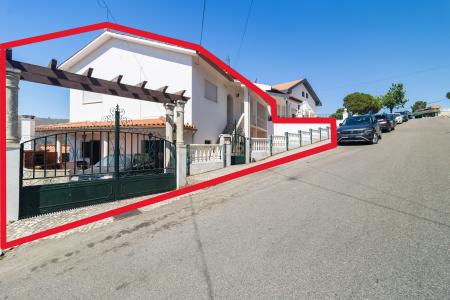 Porto de Mós, Leiria 2485-050, Portugal