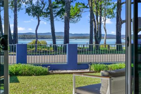1/26 Esplanade, Tin Can Bay, QLD 4580, Australia
