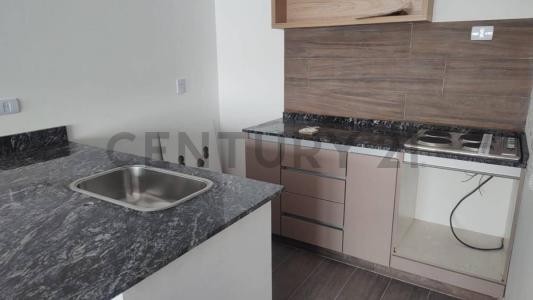 SANTIAGO DE LAS CARRERAS 368 PB C, Parque Avellaneda, Capital Federal 00001, アルゼンチン