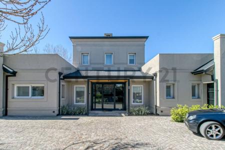 Club de campo Abril S/N, Berazategui, GBA Sur 00001, Argentina